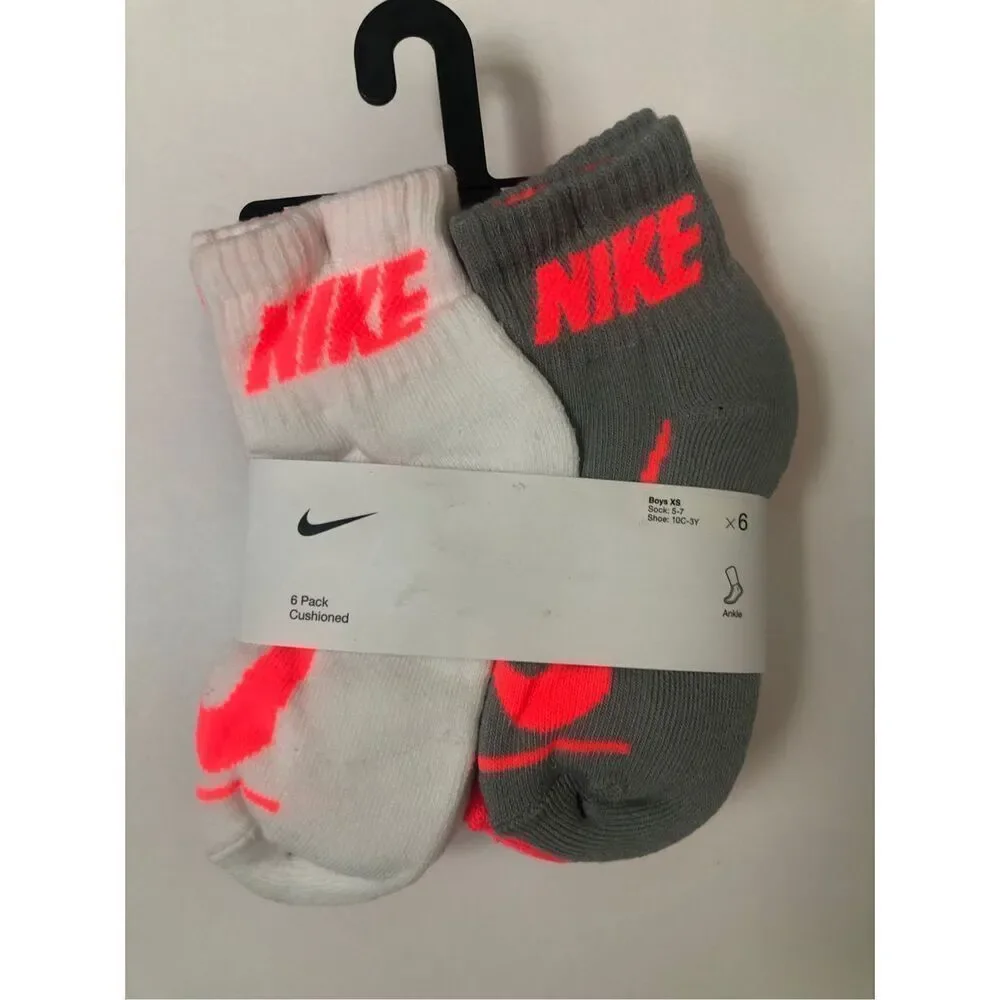 Nike Kids Cushioned Quarter Socks 6-pack size 10C-3Y